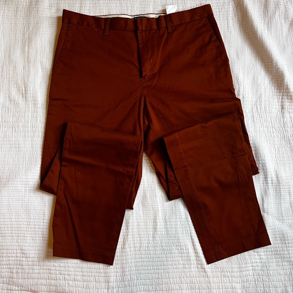 Banana Republic rust-colored athletic fit chinos - Picture 2 of 8